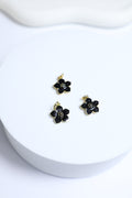 Dark Daisy Charm