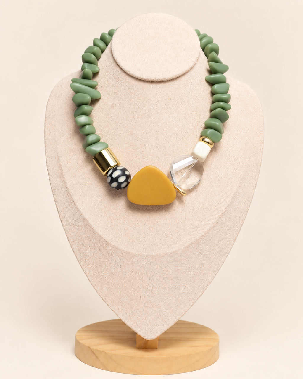 Oliva Choker